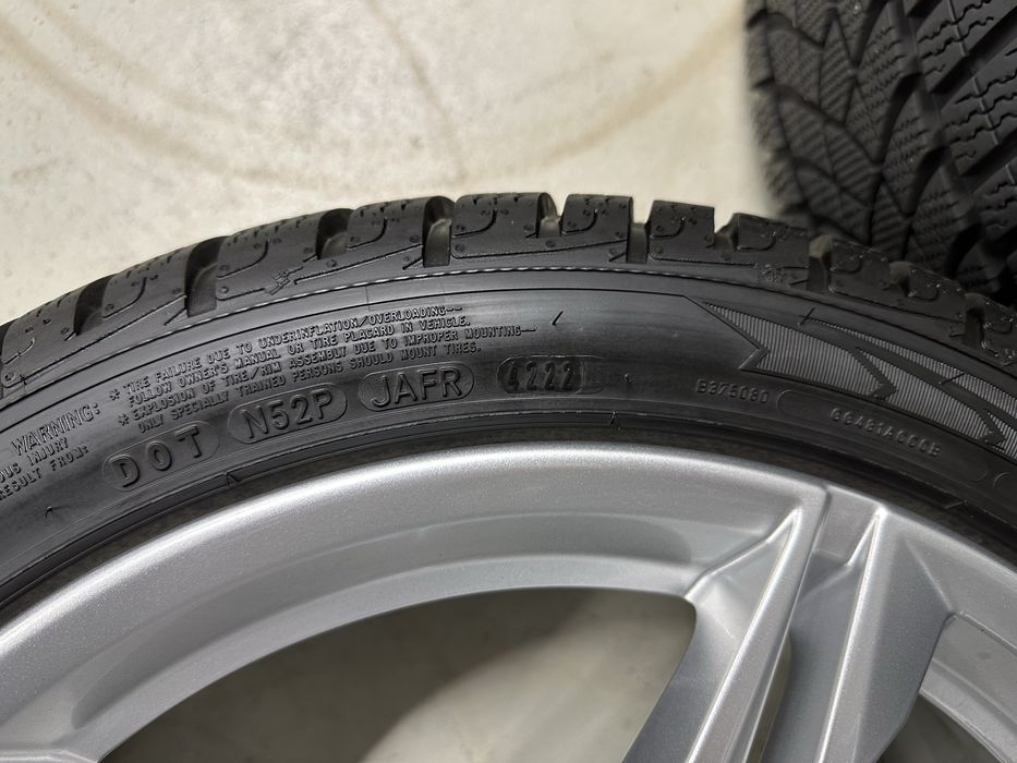 Oryginalne koła zimowe alufelgi 18 Audi A4 B9 8W