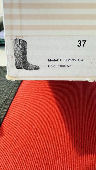 Botas IT Shoes SIlvanas N-37