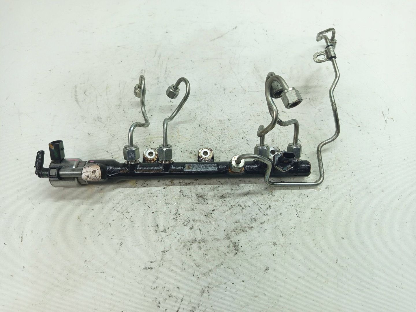 LISTWA WTRYSKOWA CZUJNIK PALIWA RURKI NISSAN NAVARA 2.3 BITURBO 175211218R