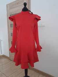Czerwona elegancka sukienkę wycięcie na plecach L.40