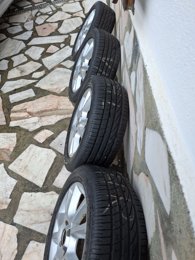 Jantes c/pneus 4x100