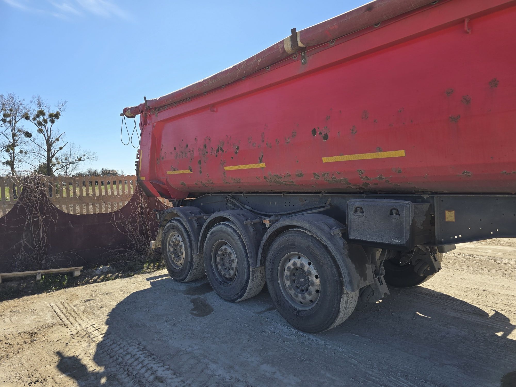 Naczepa wywrotka Schmitz Cargobull Gotha SKI 24