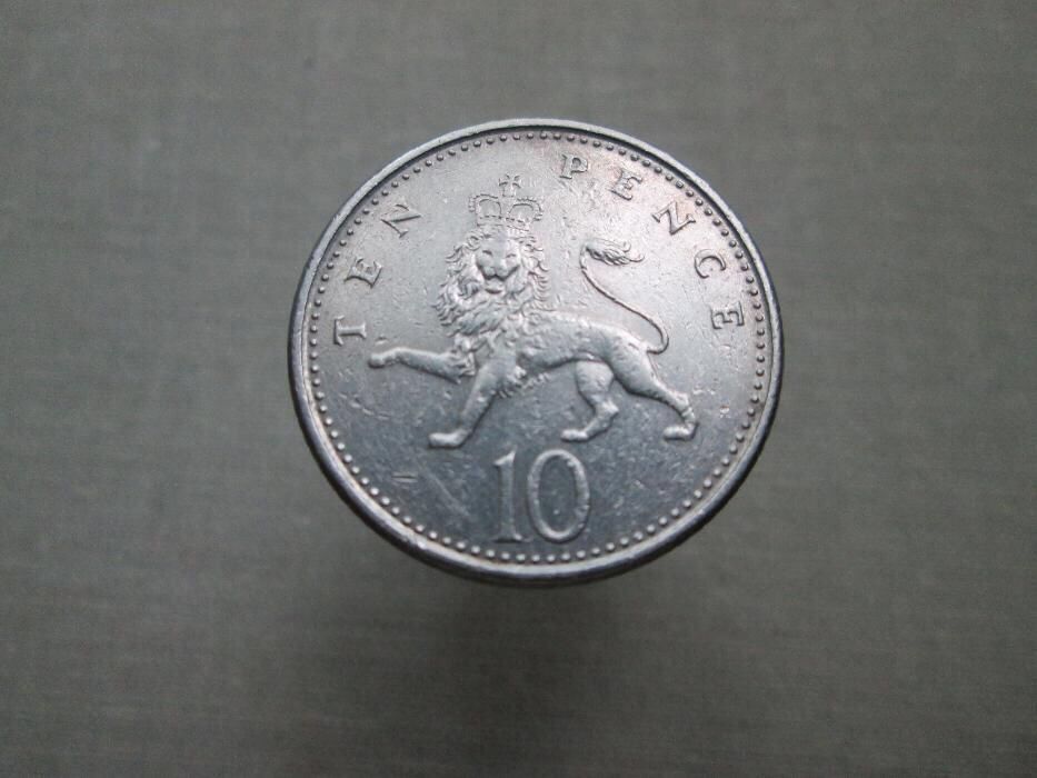 Монета 10 пенсов 1992 г. Elizabeth II D G Reg F D Ten Pence