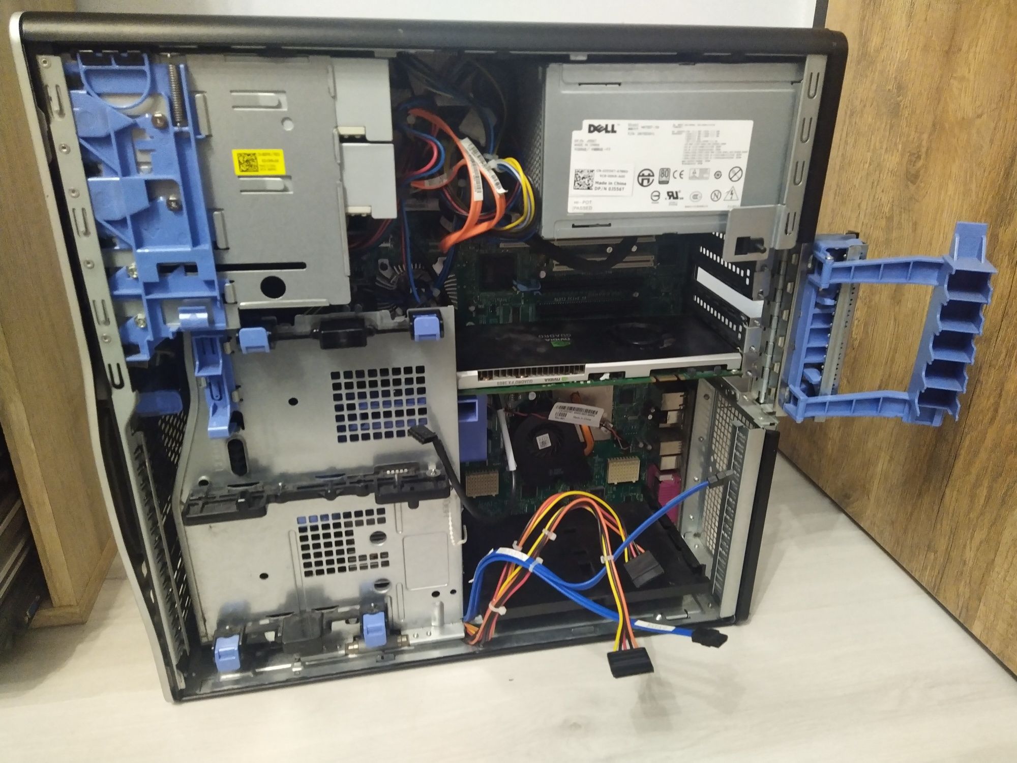 Dell Precision T5500