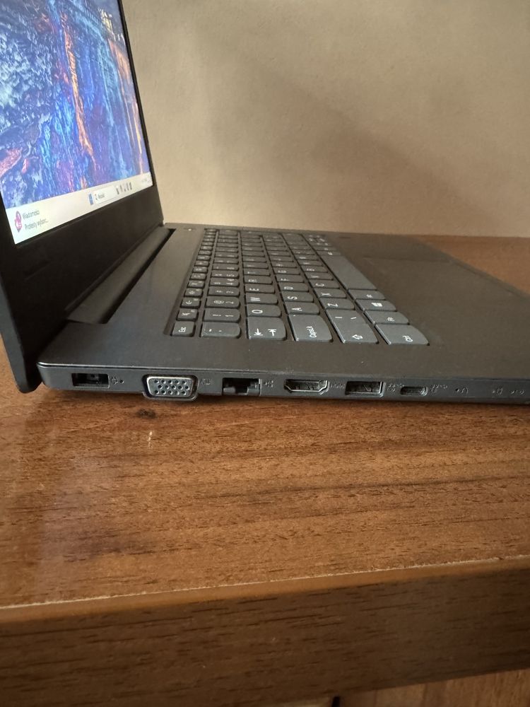 Laptop lenovo V330 -14IKB