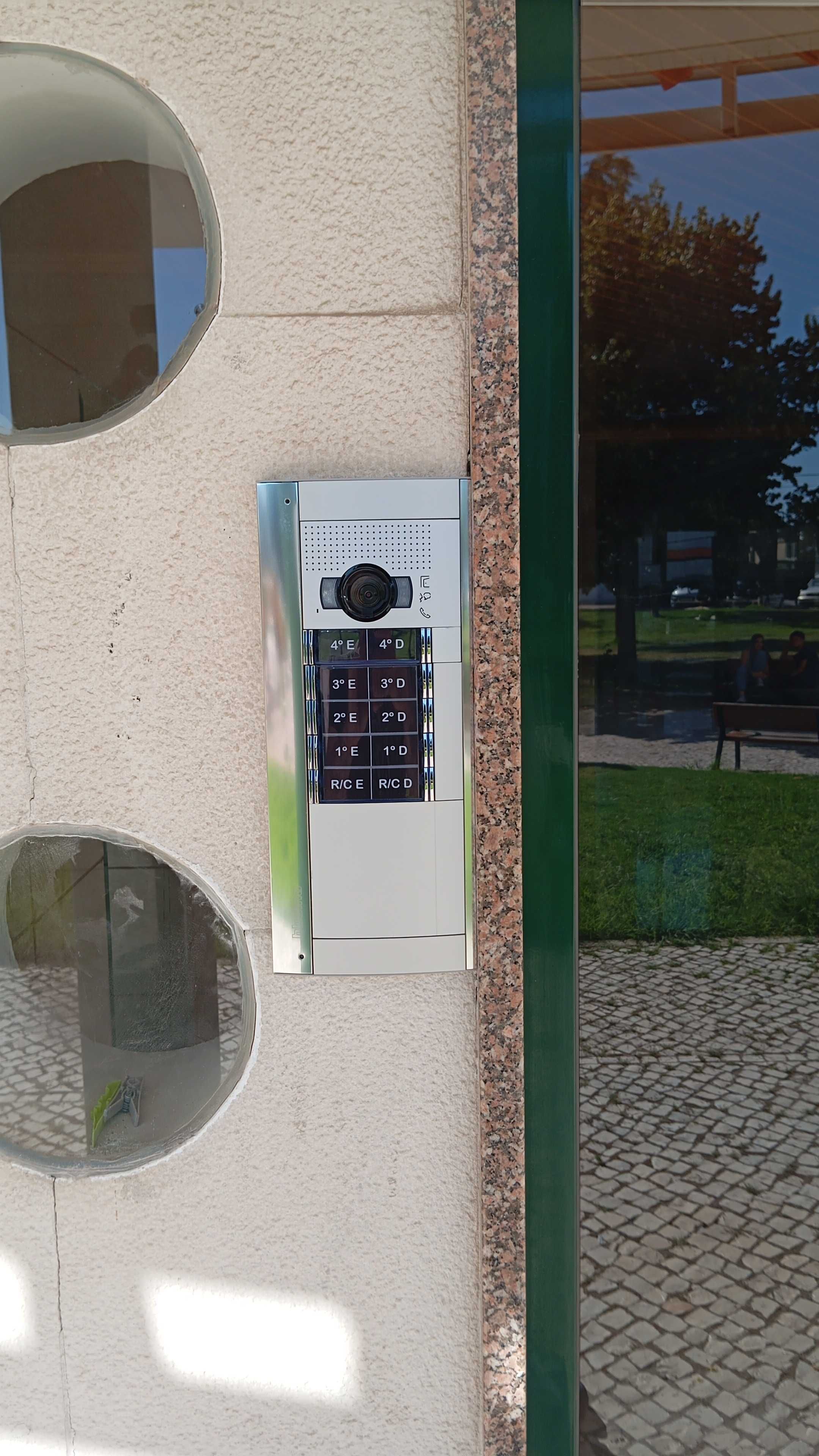 Vídeoporteiro Moradia, Prédio e Condomínio Bticino/Fermax em Lisboa