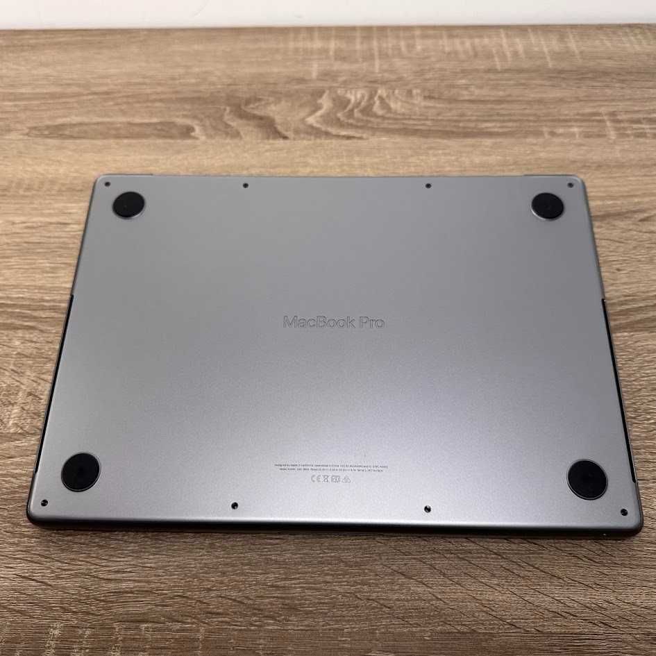 Macbook Pro 14" 2021 M1 Pro/16Gb DDR5/SSD 512Gb акб: 93% (код: M0447)