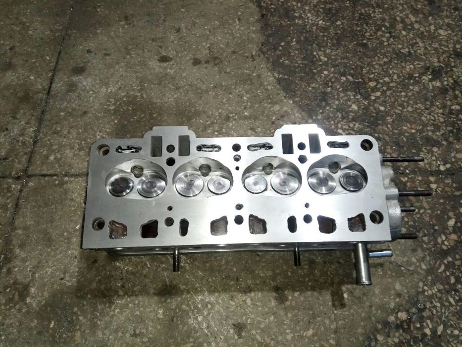 Головка блоку циліндрів, ГБЦ на сенс 1.3 , 1.4