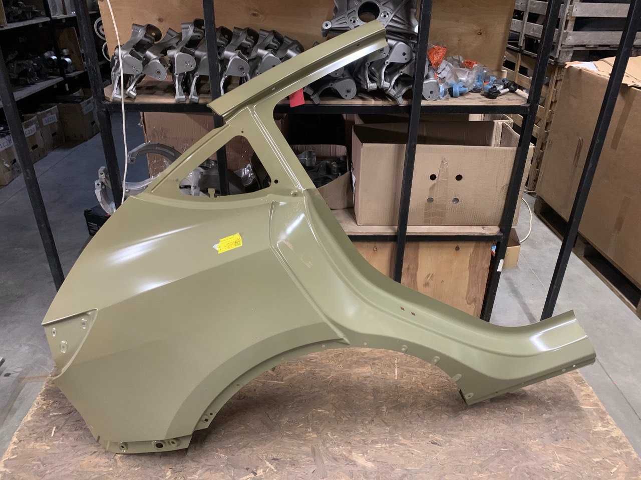 Крыло заднее правое (Филенка) Tesla Model Y