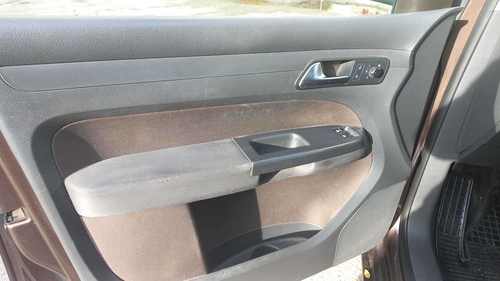 Volkswagen Caddy MAXI 2010