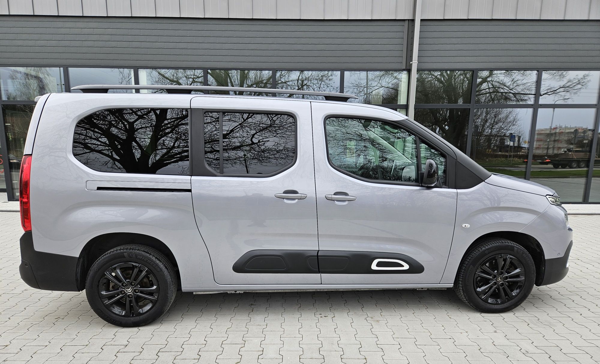 Citroen Berlingo XL feel pack multispace bogata wersja VAT 23% kamera