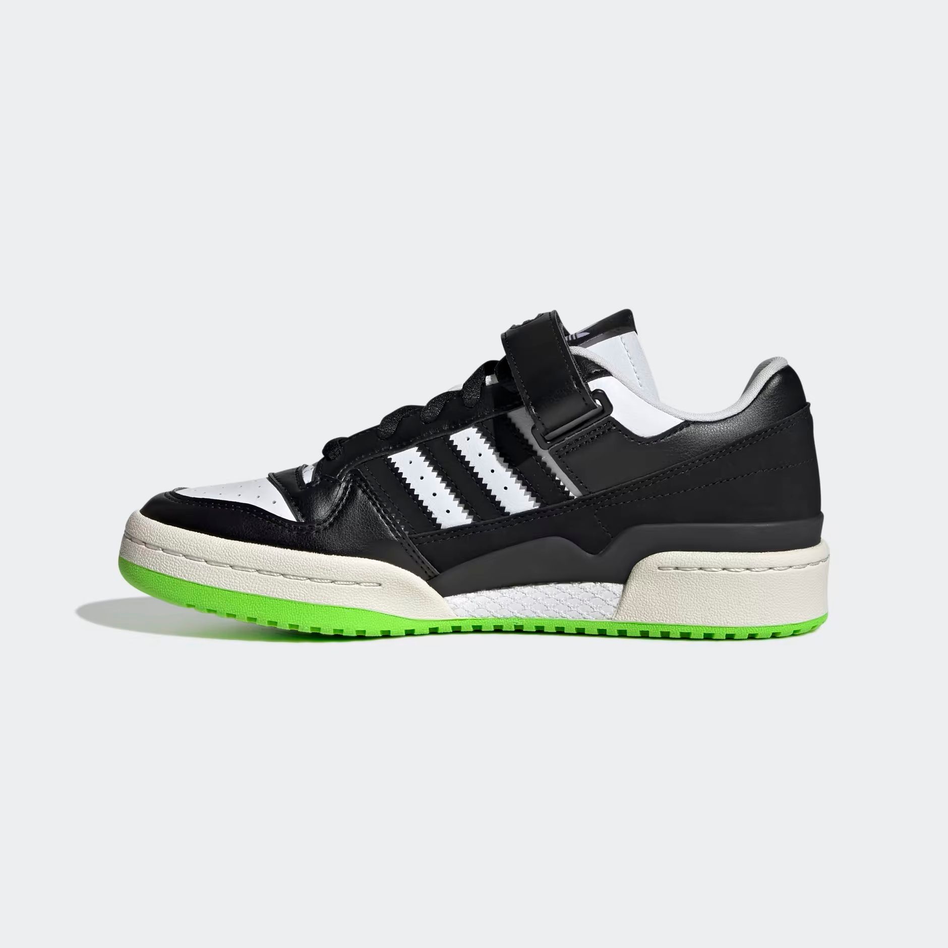 Buty sportowe adidas damskie FORUM LOW HQ4425 r. 40