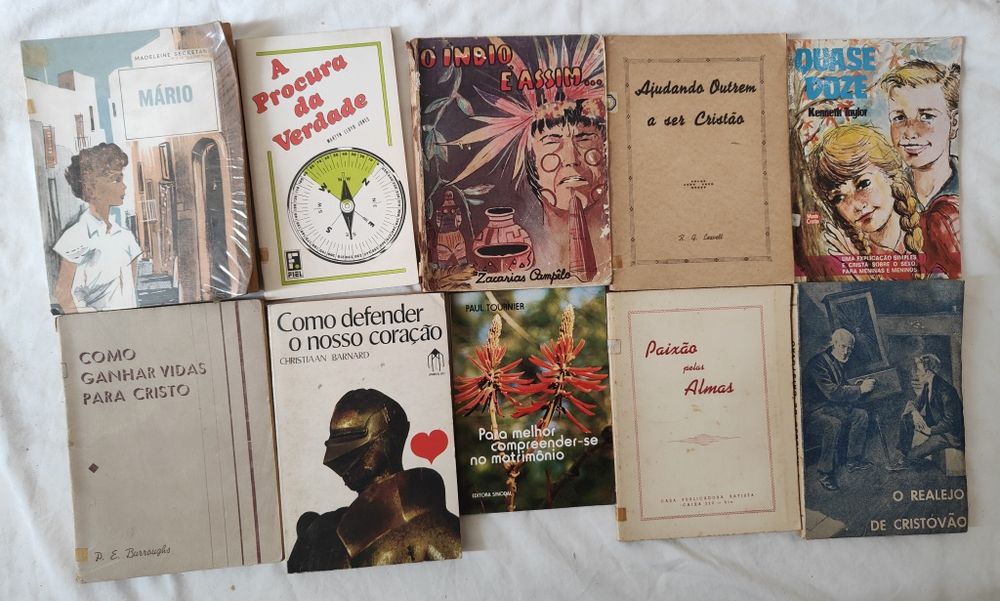 48 livros diversos