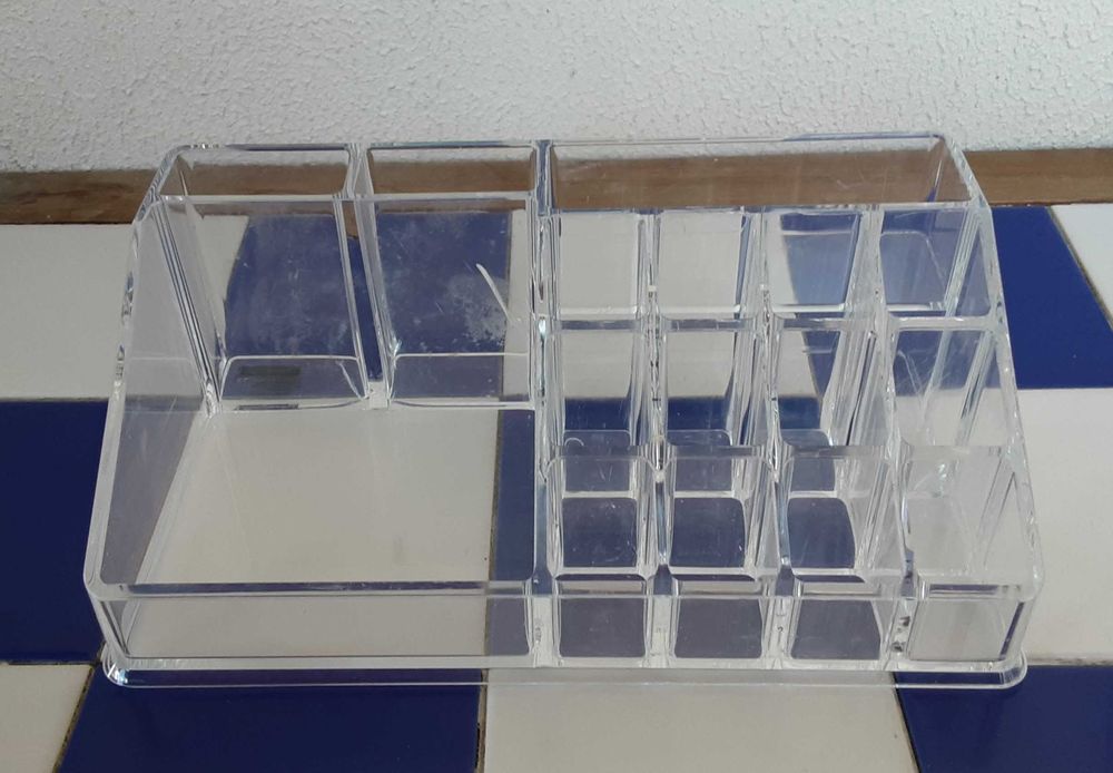 Organizador de Maquilhagem/Escritório em Acrílico