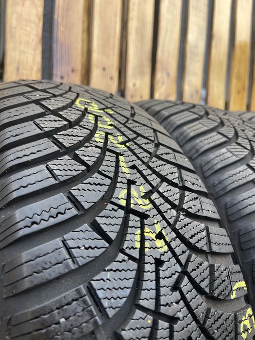 Шини 205/60 r16 зимові Goodyear стан нових 8 мм