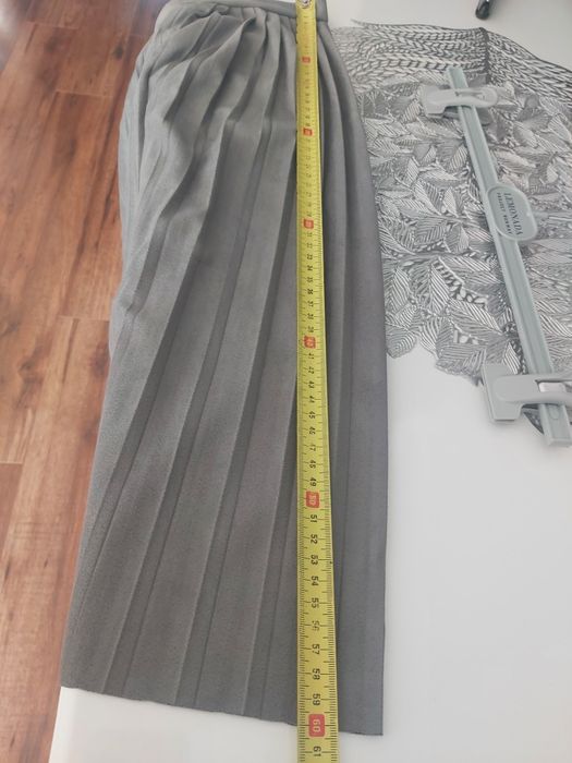 Spodnica tom rose m szara ale zamsz plisowana jesień zima