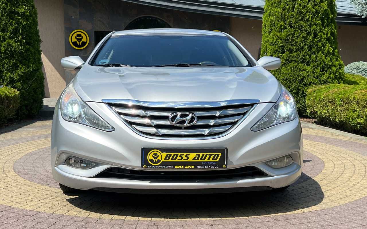 Hyundai Sonata 2011