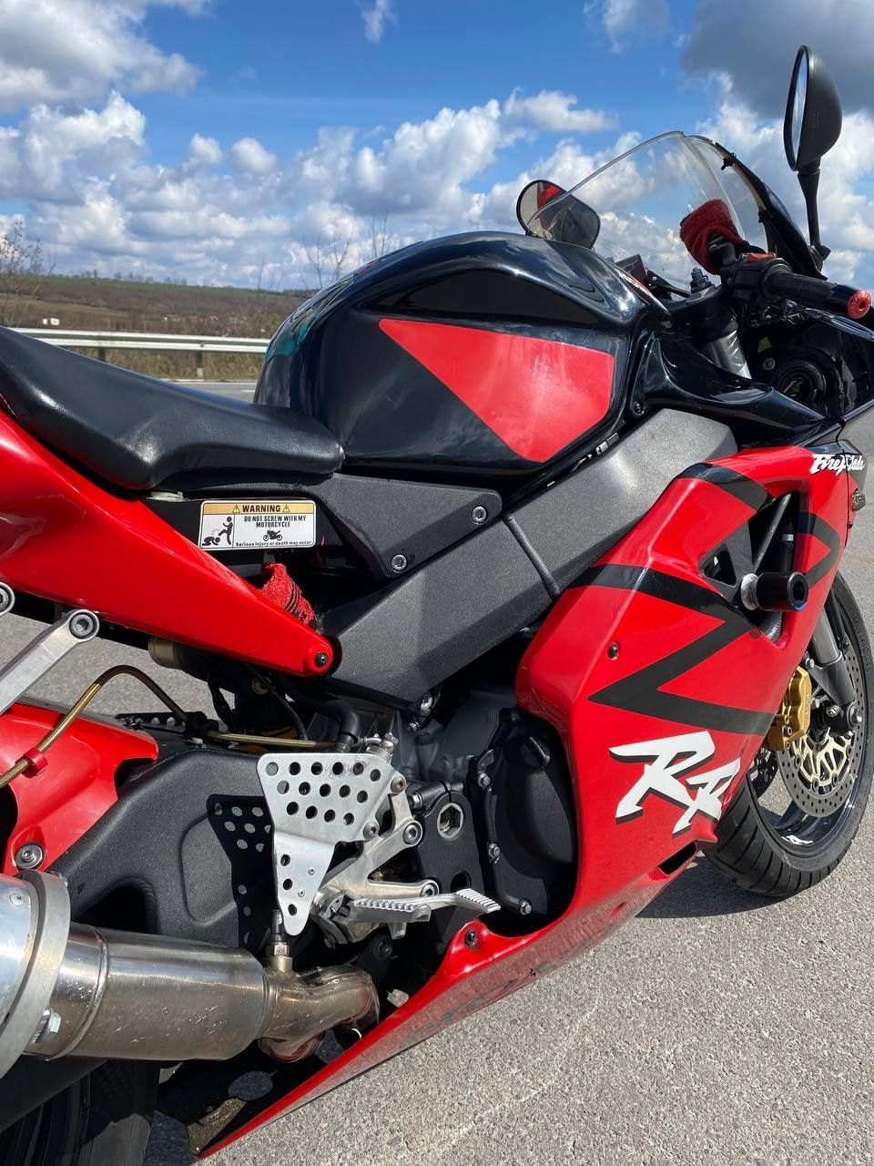 honda cbr 954rr fireblade (1000rr)