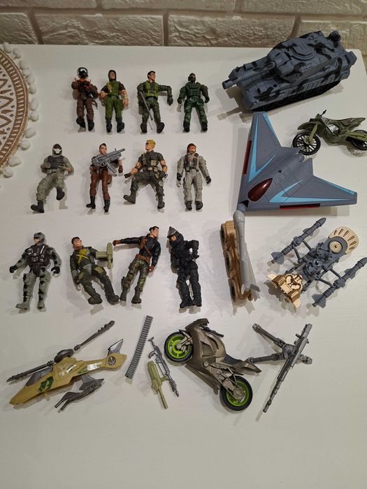 Zestaw żołnierz komandos czołg pojazdy żołnierzyki