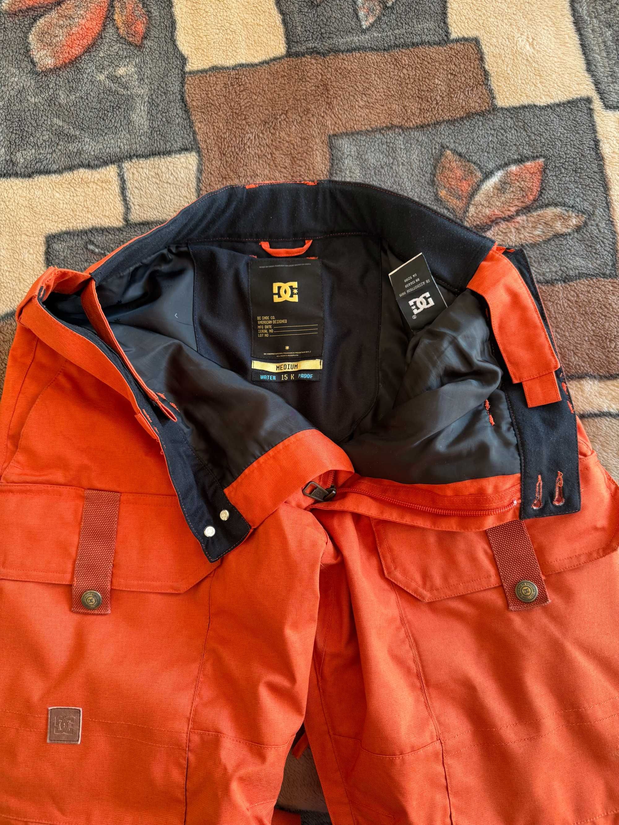 Spodnie snowboardowe DC CODE 16 r.M Exotex 15K