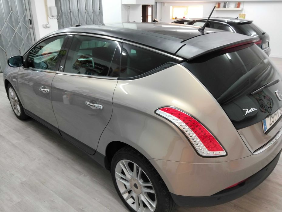 lancia delta platinium 1.6 jtd