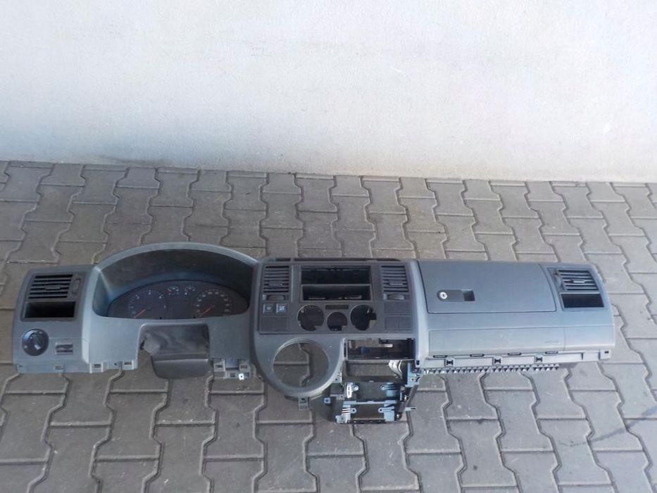 VW T5 DESKA ROZDZIELCZA KOKPIT KONSOLA