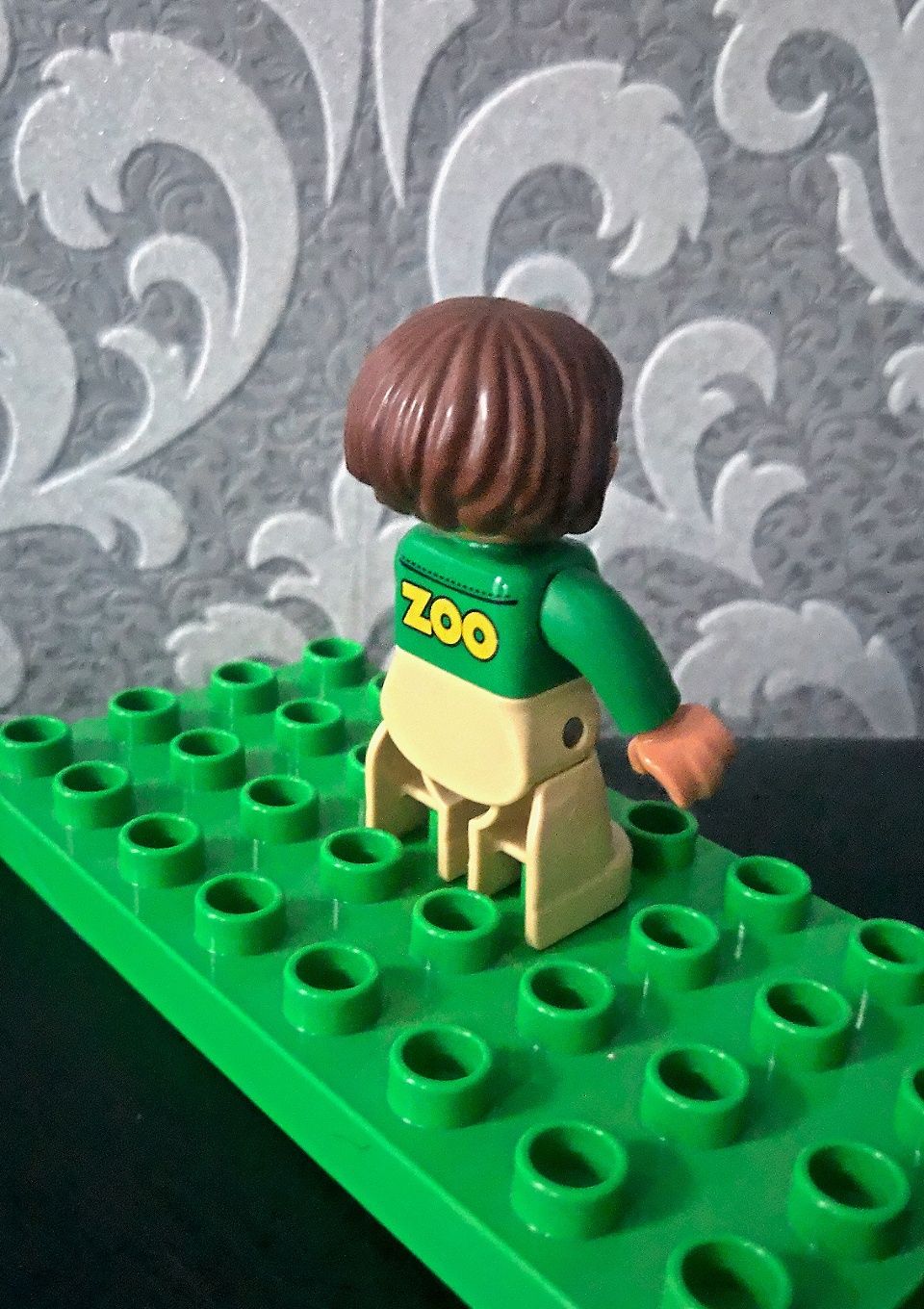 LEGO Duplo figurka ludzik pracownik zoo
