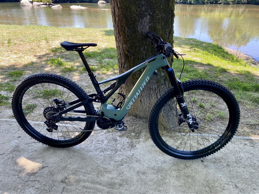 Specialized turbo levo expert carbon