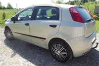 Fiat Grande Punto 1,4 benzyna, pięć drzwi, hak, 140 tys km.