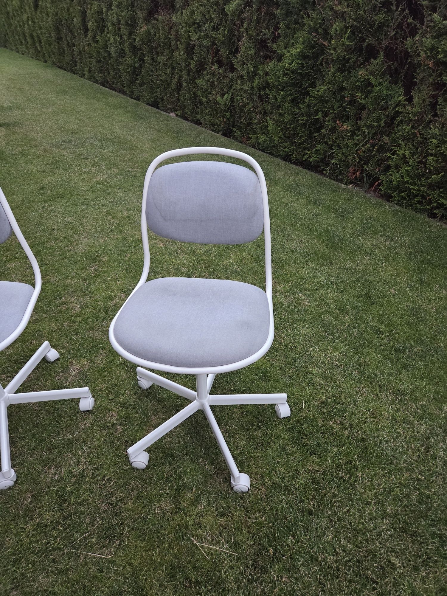 Ikea krzesło krzesełko biurowe biurkowe białe dziecięce