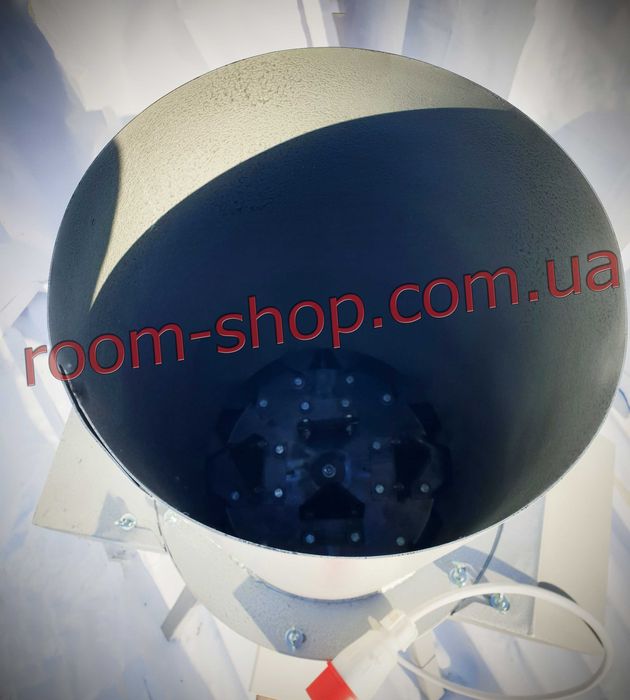 Соломорезка, измельчитель сена, сінорізка, соломорізка, подрібнювач