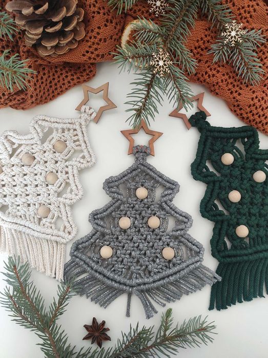 Choinka ze sznurka ręcznie robiona