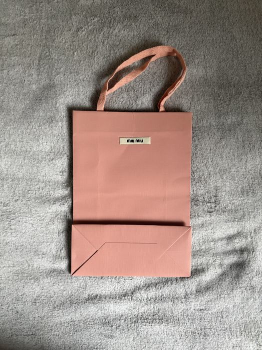 Брендові пакети та коробки