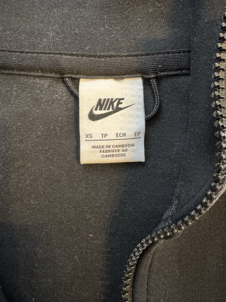 Nike tech fleece