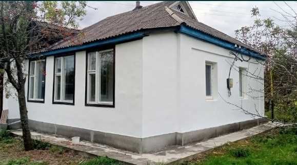 Пропонуємо затишний 2-кімнатний будинок у селі Писарівщина