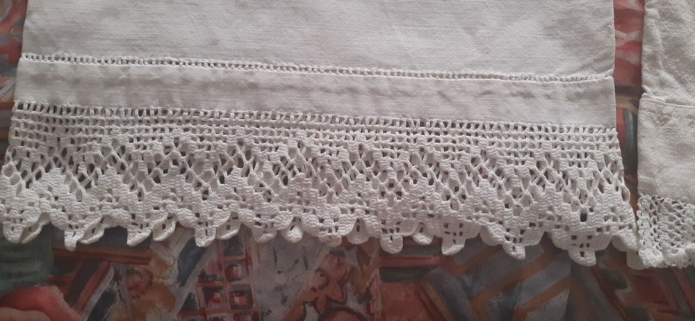 Travesseiros de linho com perto de 100 anos feitos no tear pela minha