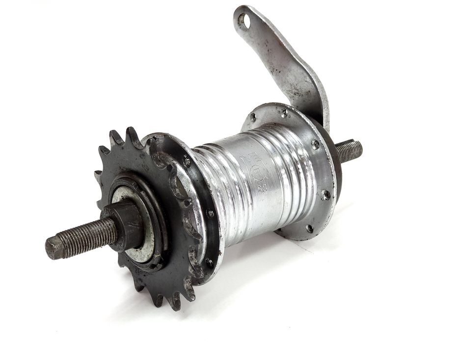 Piasta tył Romet 16 szprych tylna do rowerów dziecięcych 1983 rok PRL