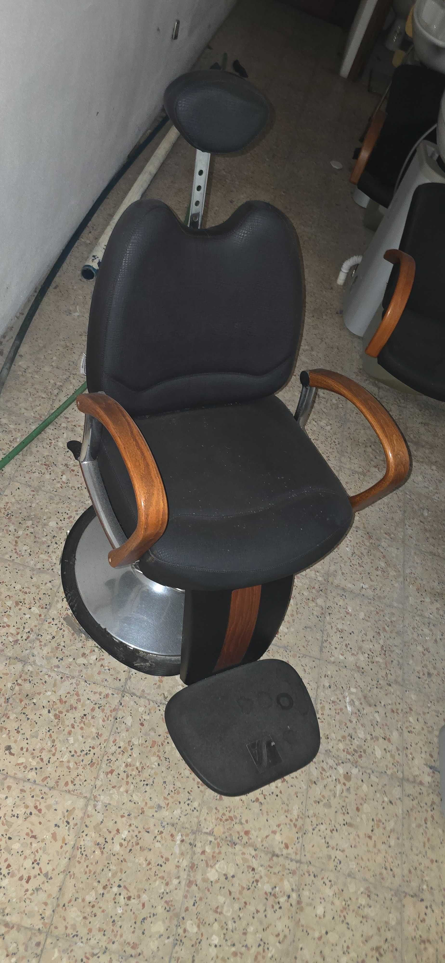 5 Cadeirs de corte cabelo