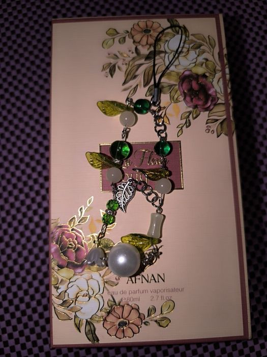 Декоративный брелок ручной работы