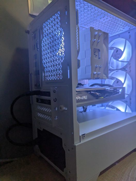Біленький! RX5500XT 8gb \ Ryzen 5 3600 \ B550M \ 32GB \ 256 + 500SSD
