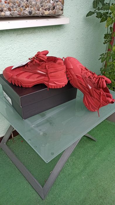 Buty czerwony  39 "Reebok" CLUB C CARDI V2