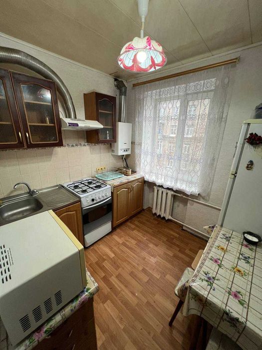 Аренда 2 комнатной квартиры центр Мономаха /Владимира Великого