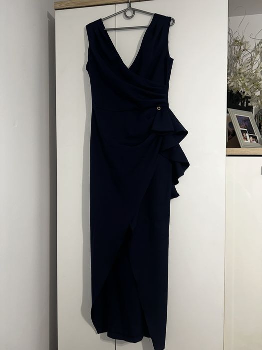 Sukienka długa wieczorowa