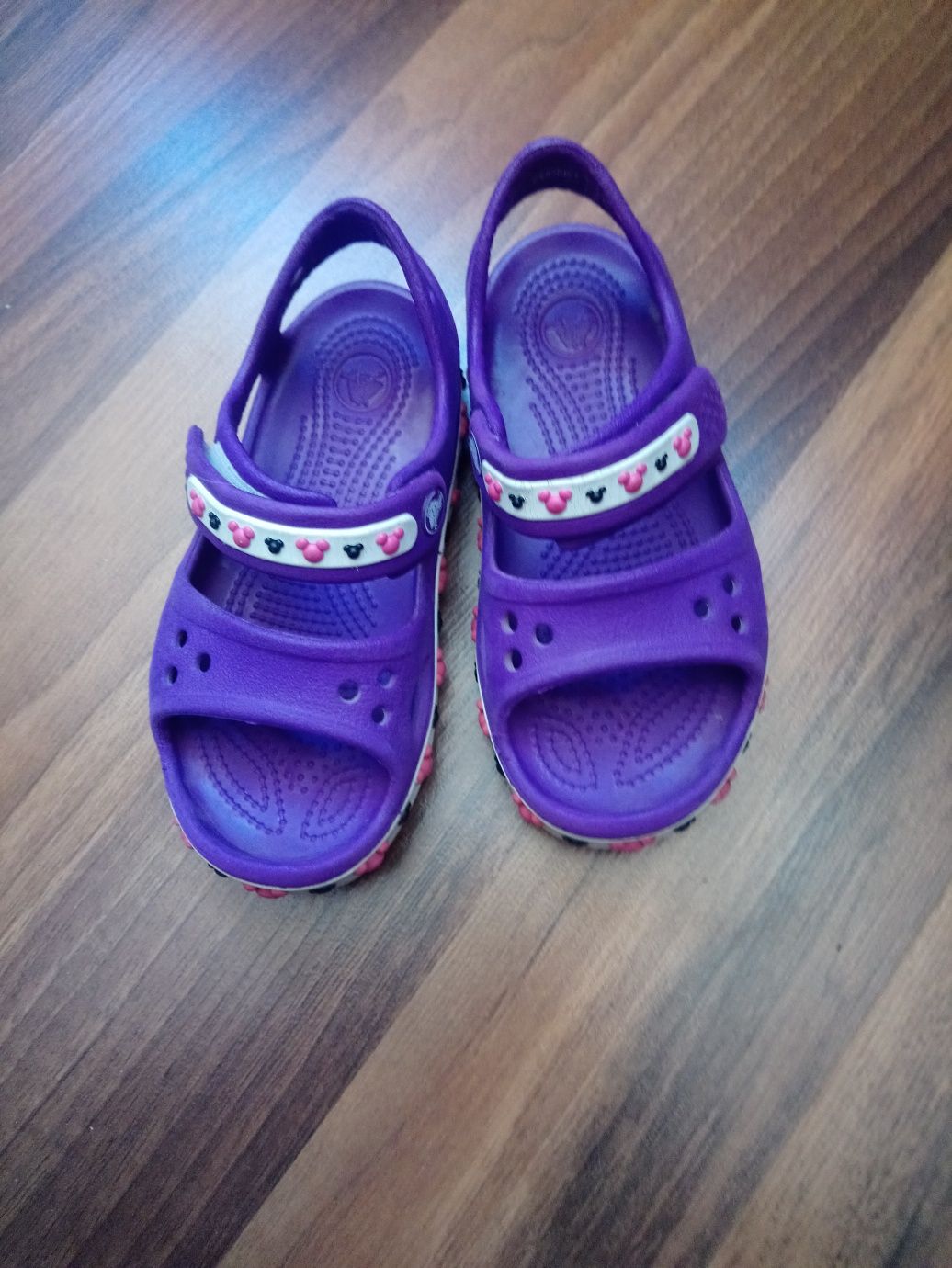 crocs c 9 на девочку