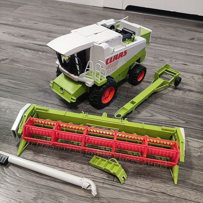 Kombajn bruder Claas lexion