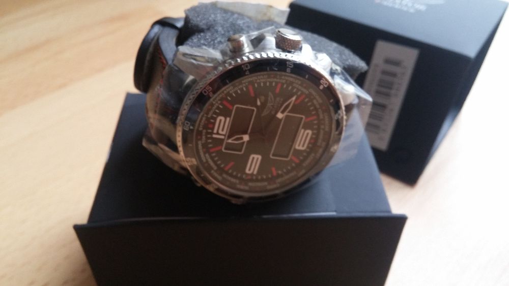 Relógio Cronografo da marca Aviator (Fseries)