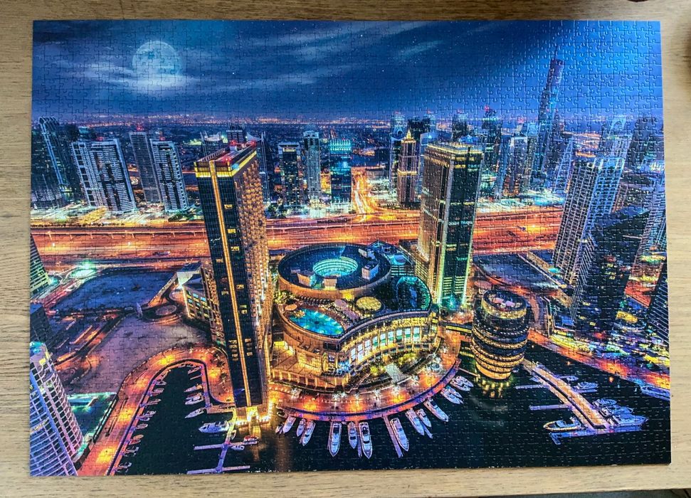 Puzzle 2000 elementów Światła Dubaju Trefl kompletne