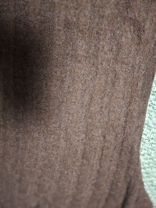 Светр асіметричний, р. L. Zara