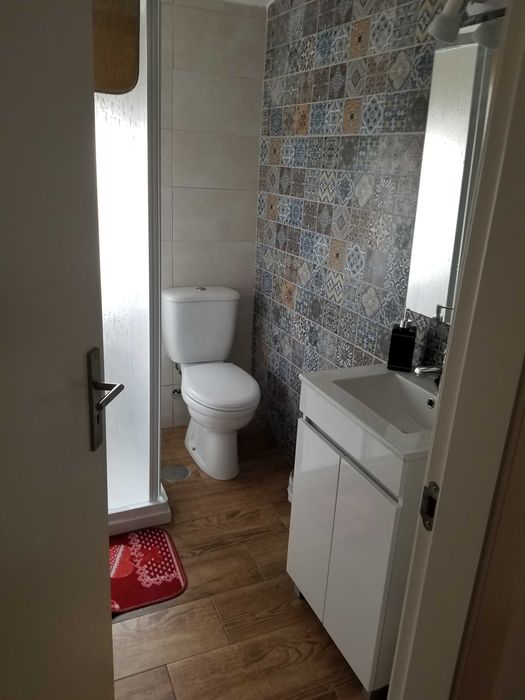 Arrenda T2 , zona central