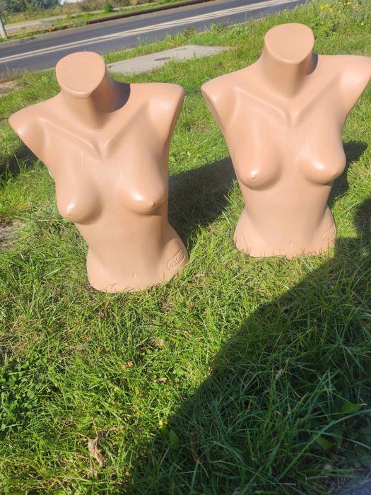 Manekin Tors wystawowy